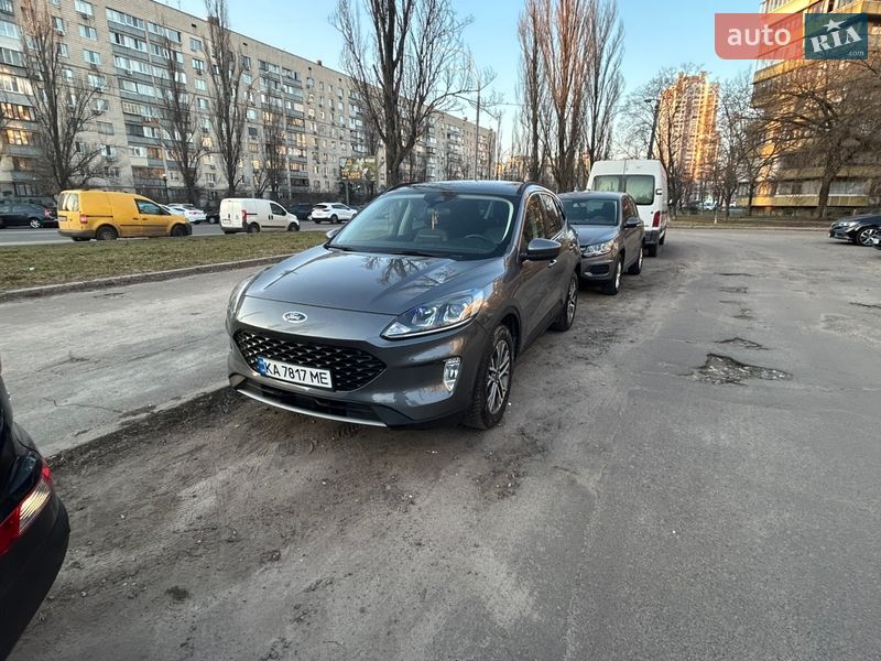 Внедорожник / Кроссовер Ford Escape 2021 в Киеве
