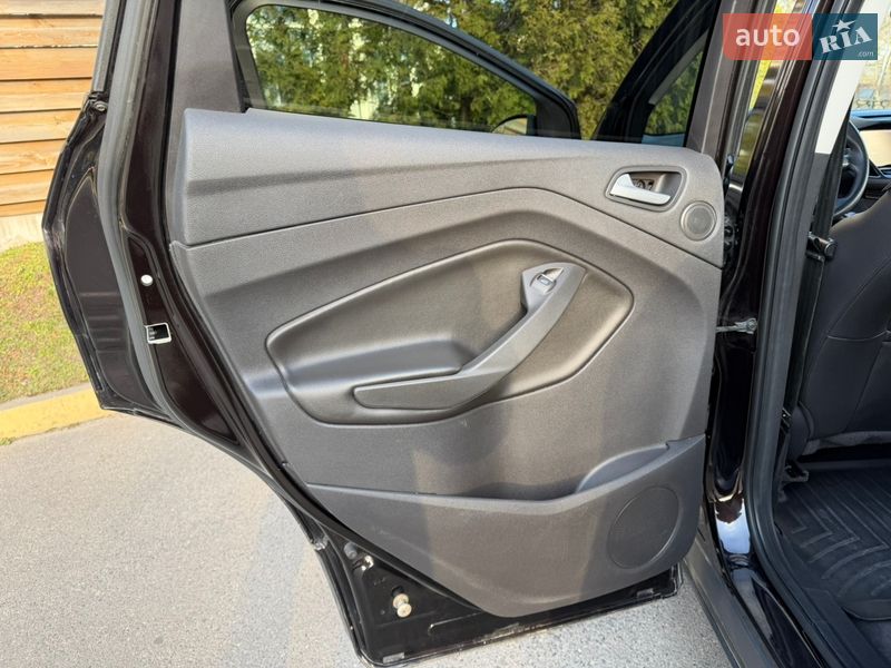 Внедорожник / Кроссовер Ford Escape 2012 в Киеве