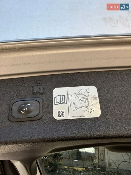 Позашляховик / Кросовер Ford Escape 2017 в Жовкві фото 24 Позашляховик / Кросовер Ford Escape 2017 в Жовкві