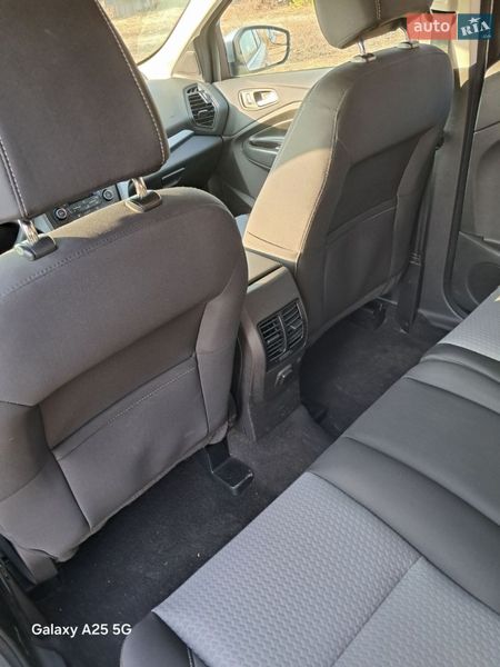 Позашляховик / Кросовер Ford Escape 2017 в Соснівці