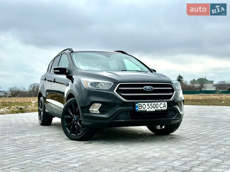 Позашляховик / Кросовер Ford Escape 2016 в Тернополі