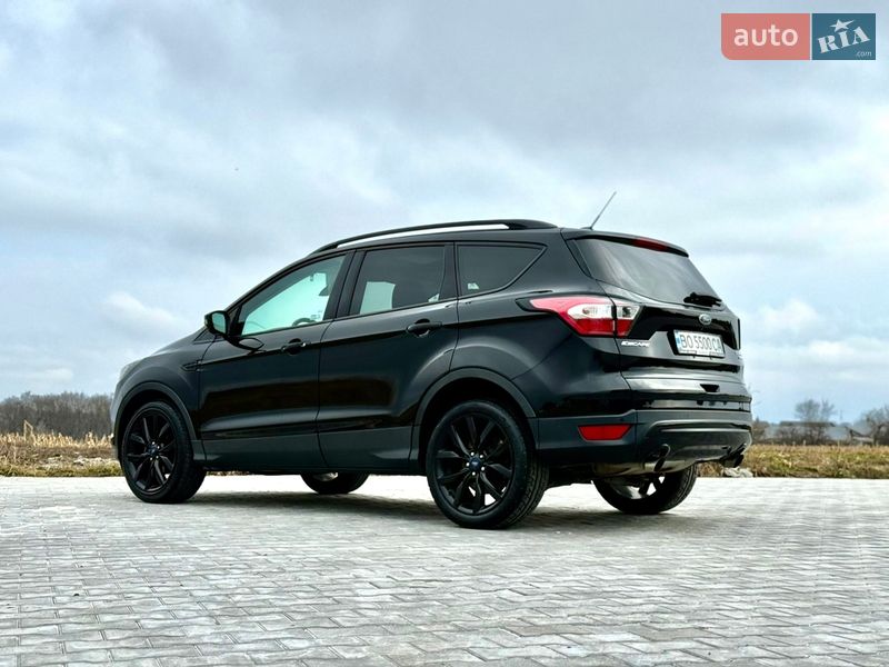 Позашляховик / Кросовер Ford Escape 2016 в Тернополі