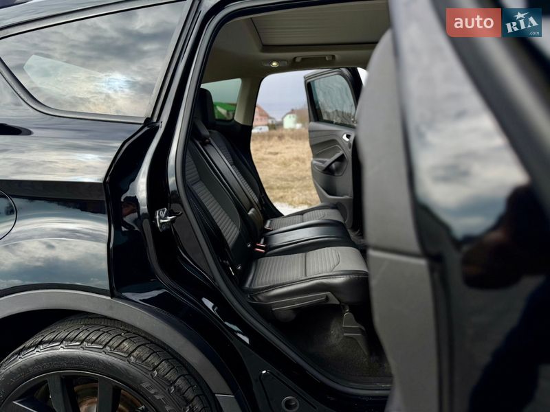 Позашляховик / Кросовер Ford Escape 2016 в Тернополі
