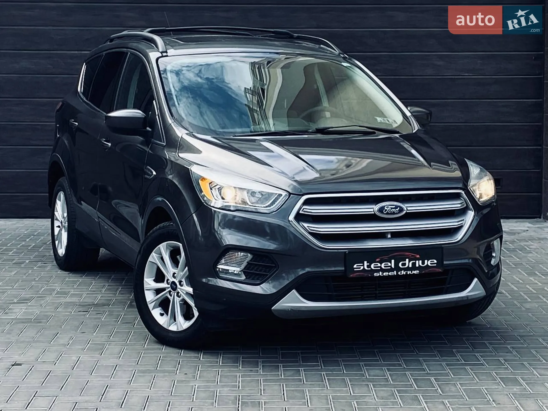 2016 Ford Escape - мініатюра 3