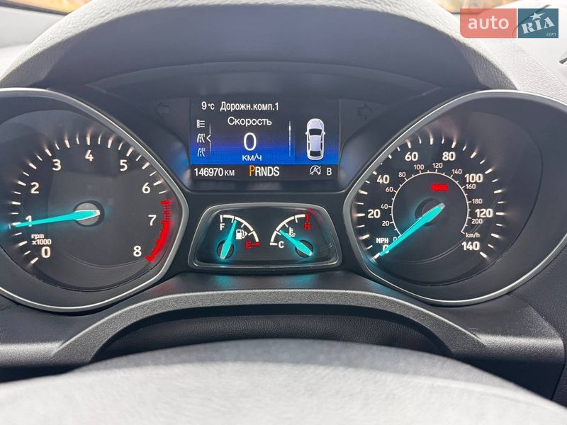 Внедорожник / Кроссовер Ford Escape 2017 в Кривом Роге