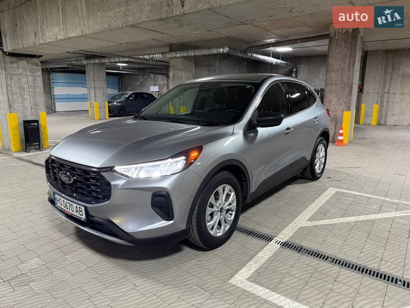 Позашляховик / Кросовер Ford Escape 2023 в Тернополі