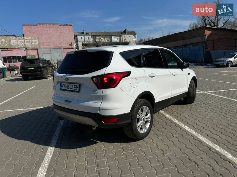 Позашляховик / Кросовер Ford Escape 2019 в Ніжині фото 14 Позашляховик / Кросовер Ford Escape 2019 в Ніжині