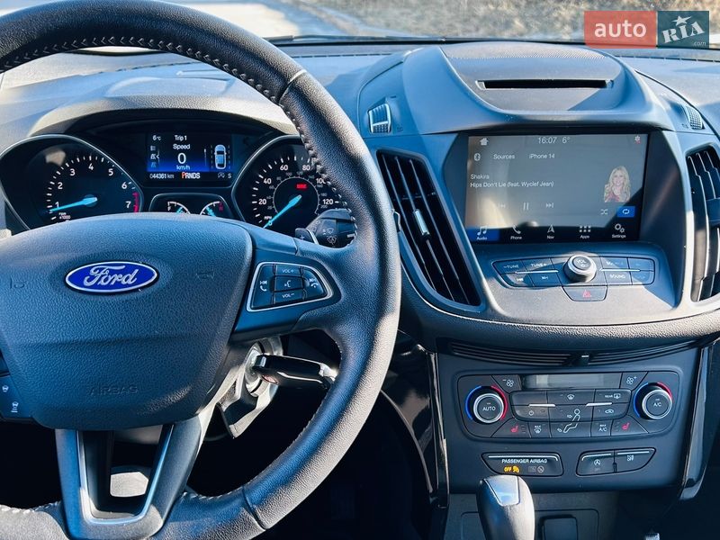Позашляховик / Кросовер Ford Escape 2018 в Сумах
