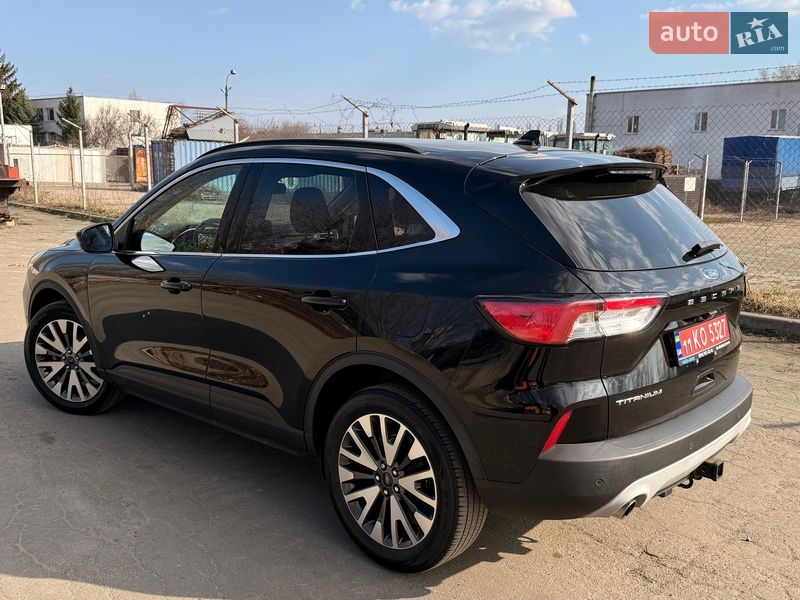 Внедорожник / Кроссовер Ford Escape 2019 в Киеве