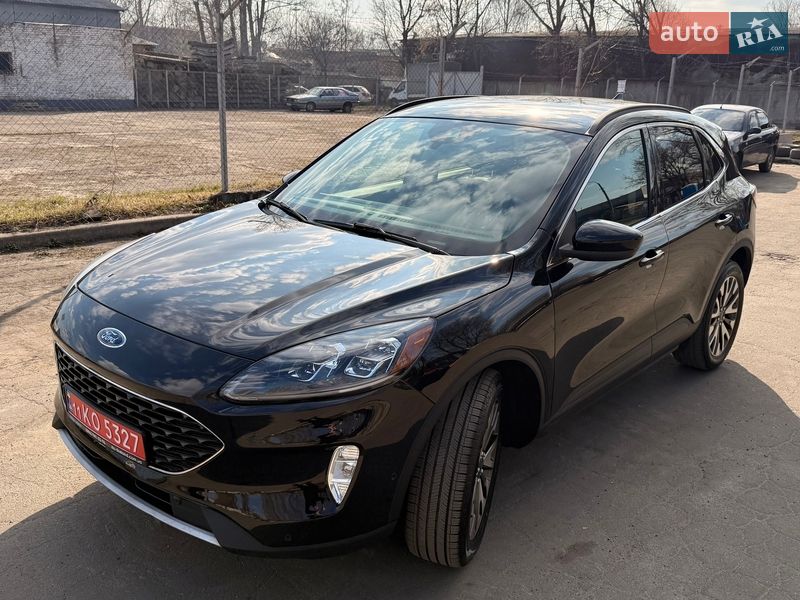 Внедорожник / Кроссовер Ford Escape 2019 в Киеве