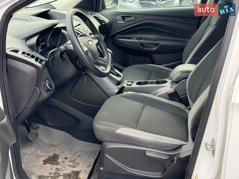Внедорожник / Кроссовер Ford Escape 2015 в Виннице