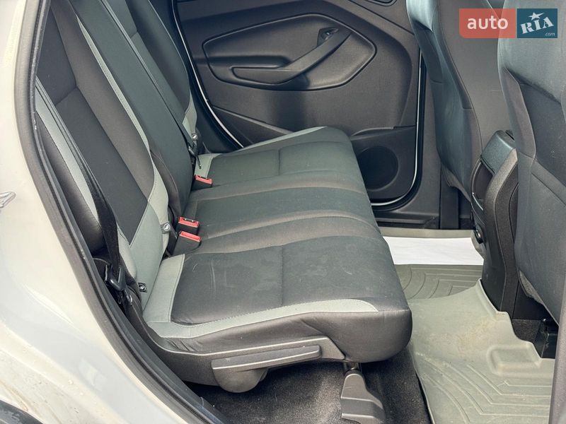 Внедорожник / Кроссовер Ford Escape 2015 в Виннице