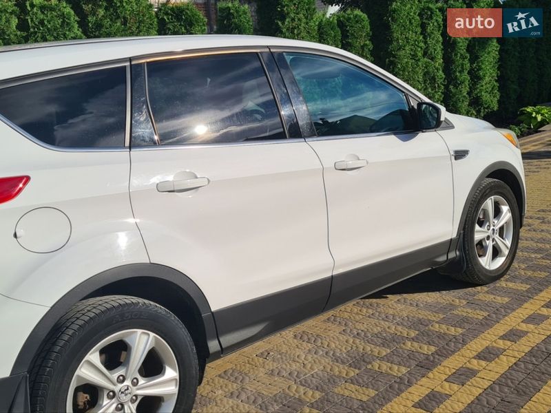 Позашляховик / Кросовер Ford Escape 2014 в Радехові