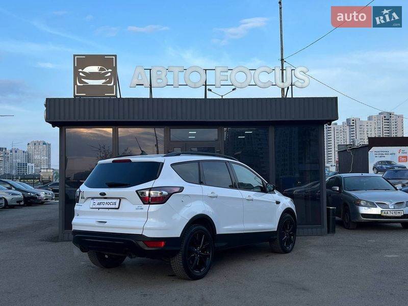Внедорожник / Кроссовер Ford Escape 2018 в Киеве фото 8 Внедорожник / Кроссовер Ford Escape 2018 в Киеве