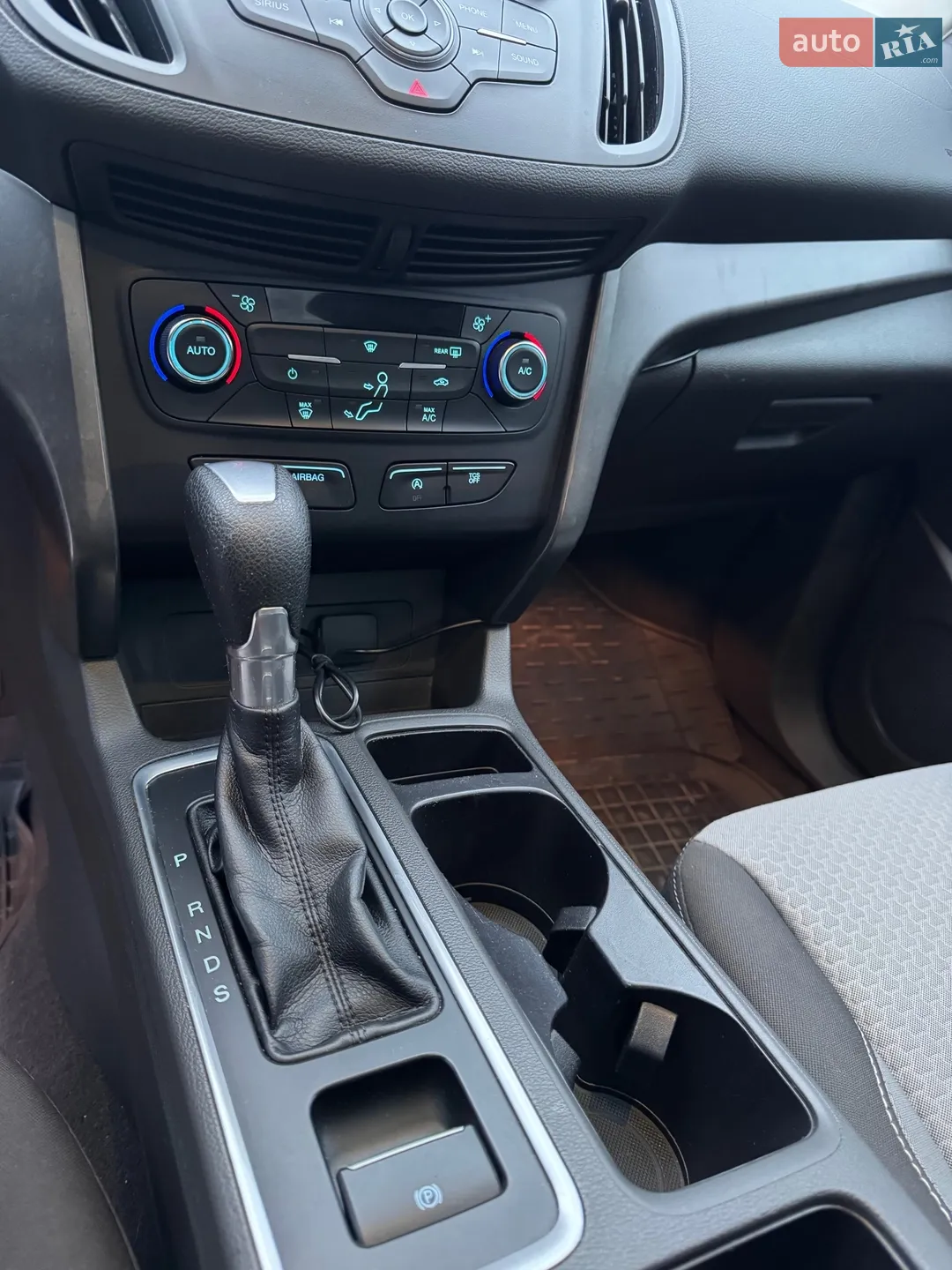 2017 Ford Escape - мініатюра 16
