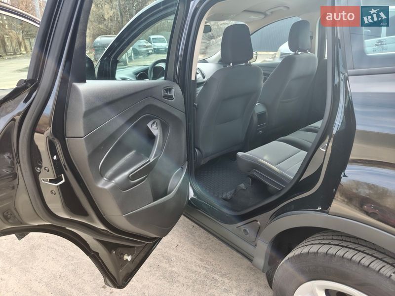 Внедорожник / Кроссовер Ford Escape 2019 в Киеве фото 16 Внедорожник / Кроссовер Ford Escape 2019 в Киеве