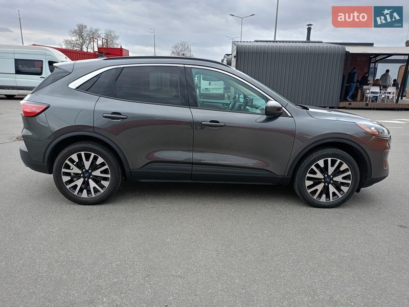 Внедорожник / Кроссовер Ford Escape 2019 в Киеве фото 4 Внедорожник / Кроссовер Ford Escape 2019 в Киеве