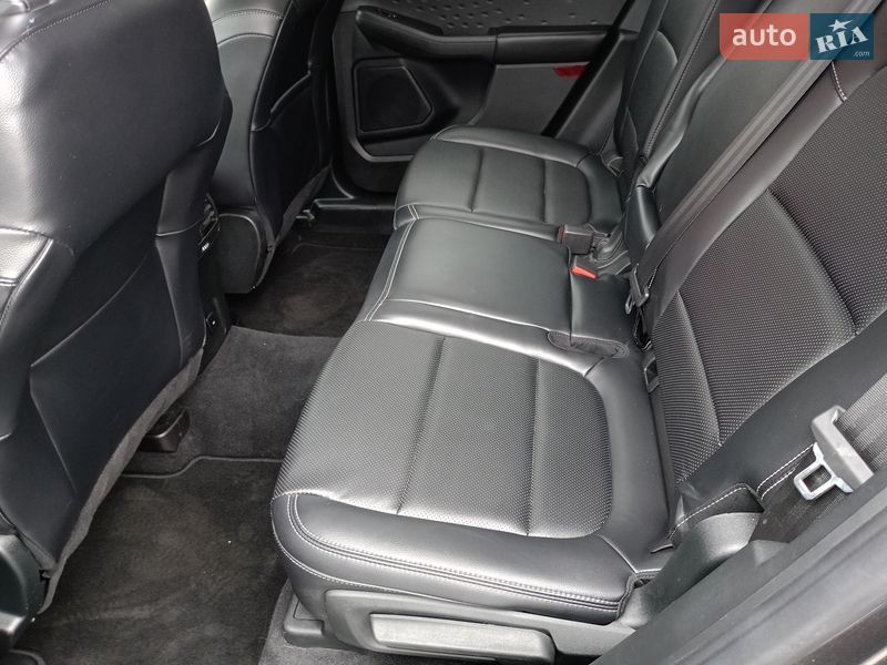 Внедорожник / Кроссовер Ford Escape 2019 в Киеве фото 16 Внедорожник / Кроссовер Ford Escape 2019 в Киеве