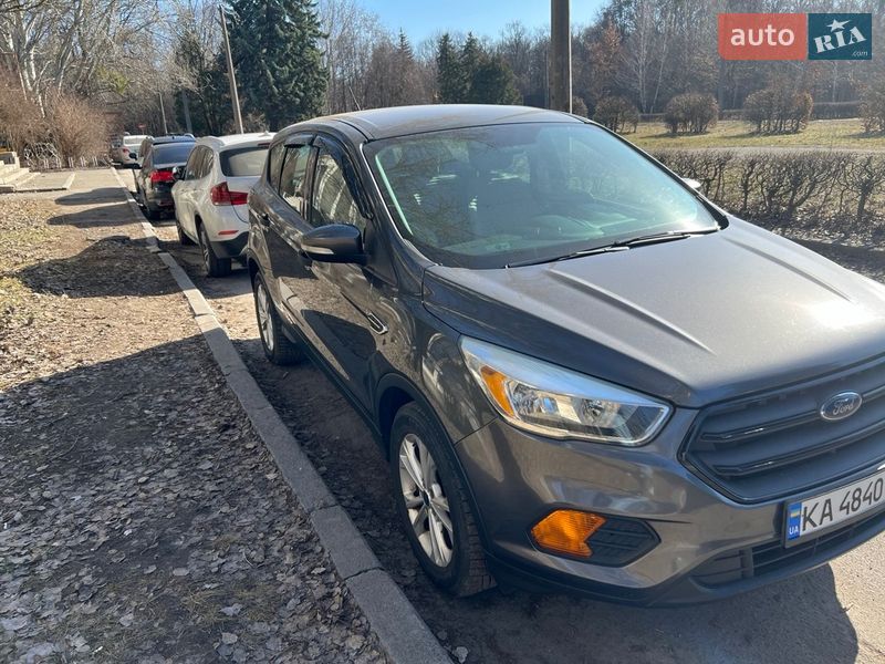 Внедорожник / Кроссовер Ford Escape 2016 в Киеве фото 6 Внедорожник / Кроссовер Ford Escape 2016 в Киеве