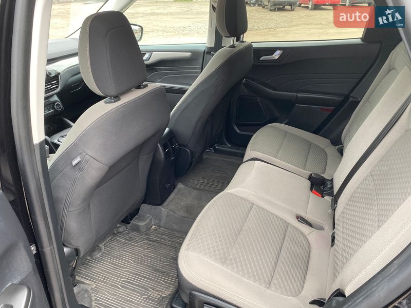 Внедорожник / Кроссовер Ford Escape 2021 в Чернигове