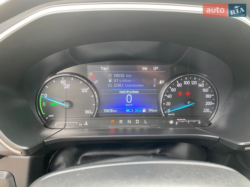 Внедорожник / Кроссовер Ford Escape 2021 в Чернигове