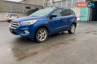 Внедорожник / Кроссовер Ford Escape 2017 в Львове