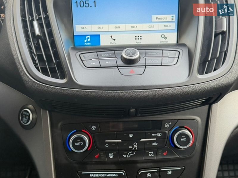 Внедорожник / Кроссовер Ford Escape 2019 в Сумах