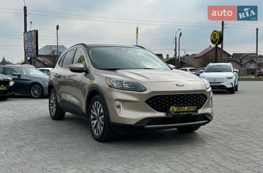 Позашляховик / Кросовер Ford Escape 2019 в Івано-Франківську