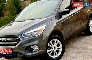 Внедорожник / Кроссовер Ford Escape 2017 в Днепре