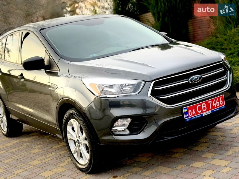 Внедорожник / Кроссовер Ford Escape 2017 в Днепре