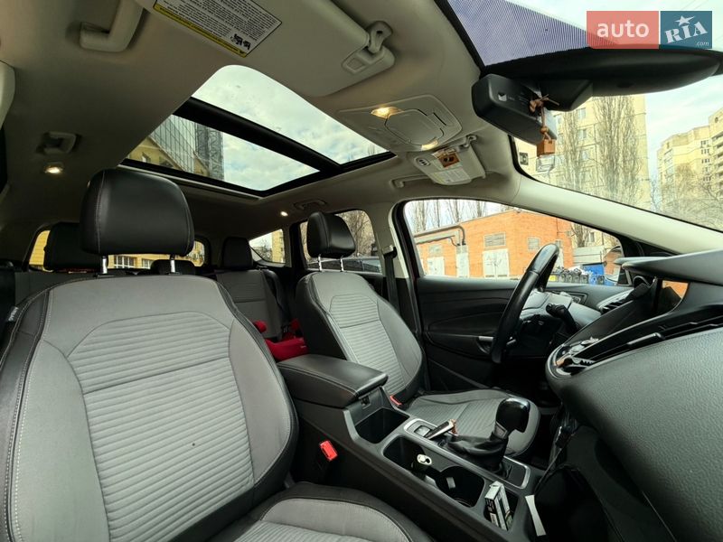 Внедорожник / Кроссовер Ford Escape 2016 в Киеве фото 6 Внедорожник / Кроссовер Ford Escape 2016 в Киеве