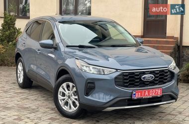 Внедорожник / Кроссовер Ford Escape 2023 в Стрые