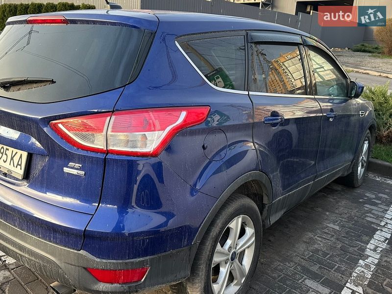 Внедорожник / Кроссовер Ford Escape 2015 в Киеве