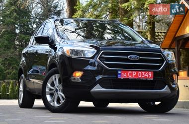 Внедорожник / Кроссовер Ford Escape 2018 в Трускавце