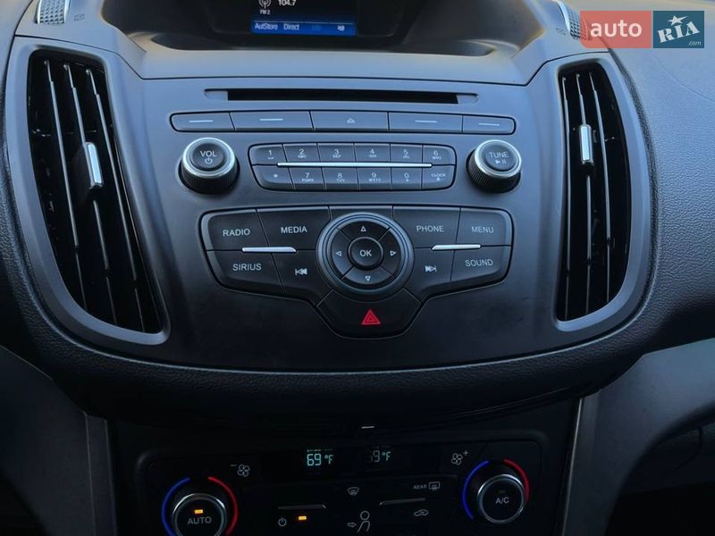 Внедорожник / Кроссовер Ford Escape 2017 в Львове