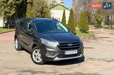 Позашляховик / Кросовер Ford Escape 2016 в Києві