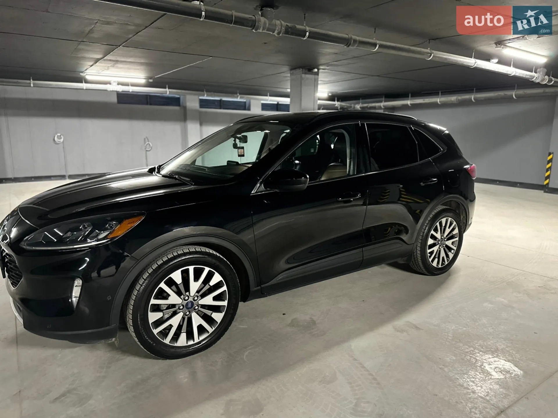 Ford Escape 2021 VIN 1FMCU0DZ1MUB16182 фото оголошення 2 з 53