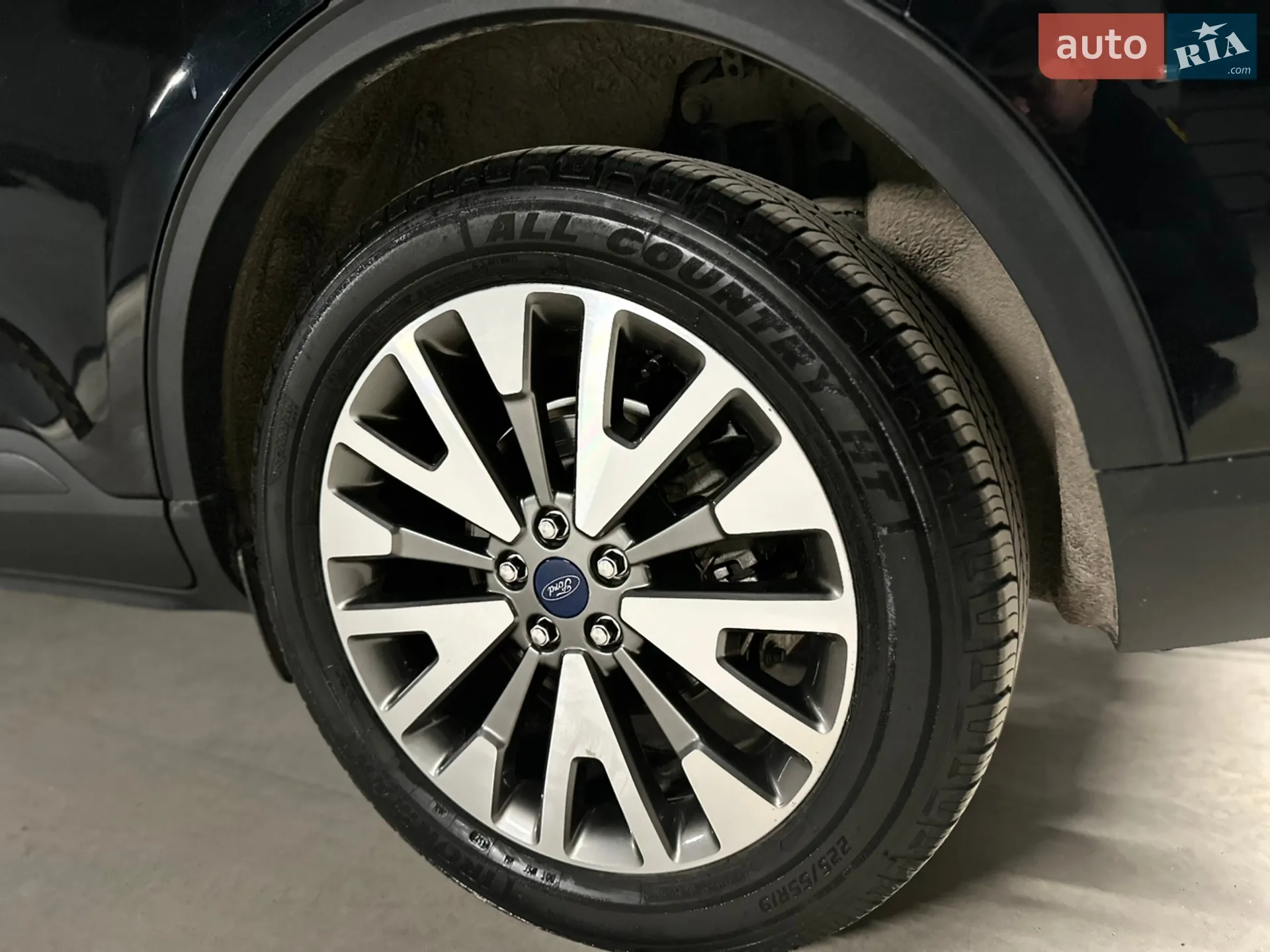 Ford Escape 2021 VIN 1FMCU0DZ1MUB16182 фото оголошення 13 з 53