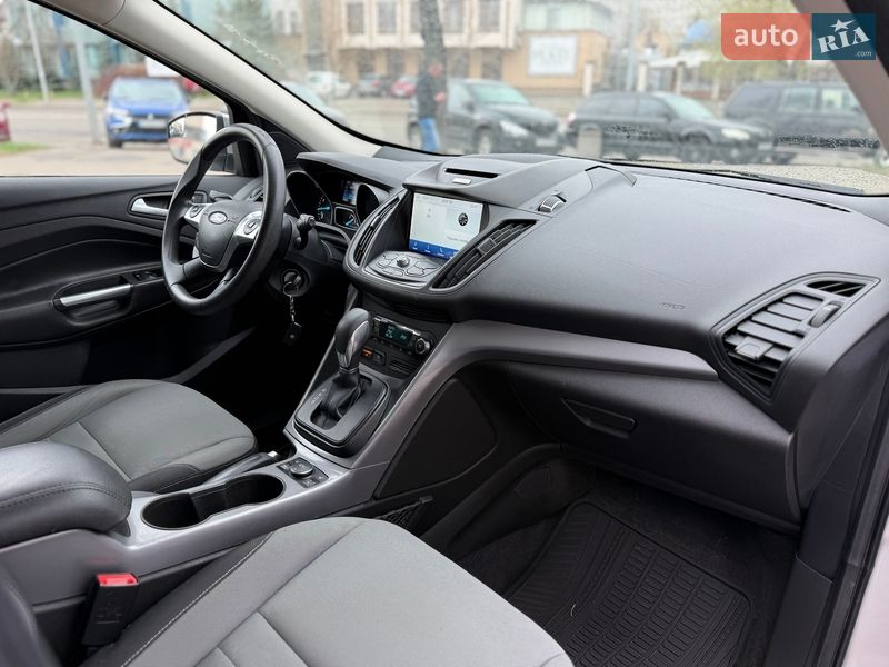 Внедорожник / Кроссовер Ford Escape 2016 в Киеве фото 11 Внедорожник / Кроссовер Ford Escape 2016 в Киеве