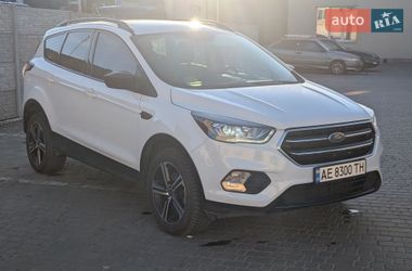 Внедорожник / Кроссовер Ford Escape 2018 в Днепре