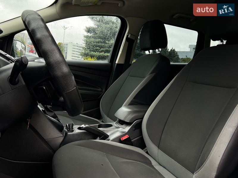 Внедорожник / Кроссовер Ford Escape 2015 в Львове
