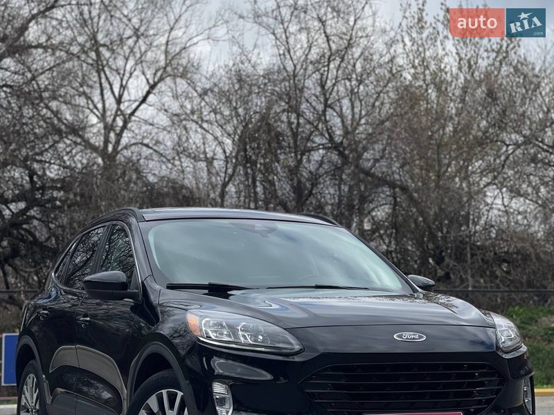 Позашляховик / Кросовер Ford Escape 2021 в Кременчуці