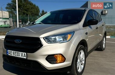 Позашляховик / Кросовер Ford Escape 2016 в Павлограді