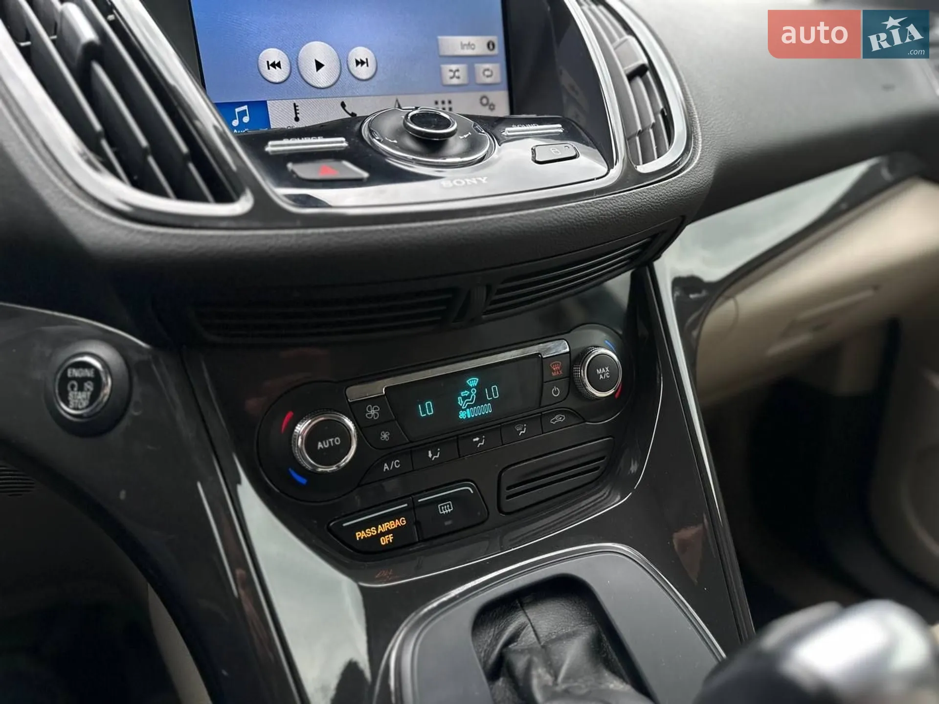 2016 Ford Escape - мініатюра 18