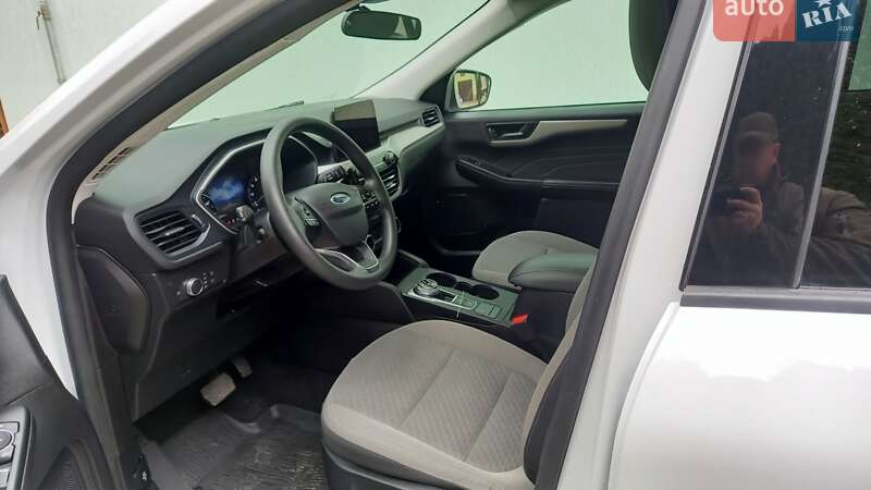 Позашляховик / Кросовер Ford Escape 2022 в Львові