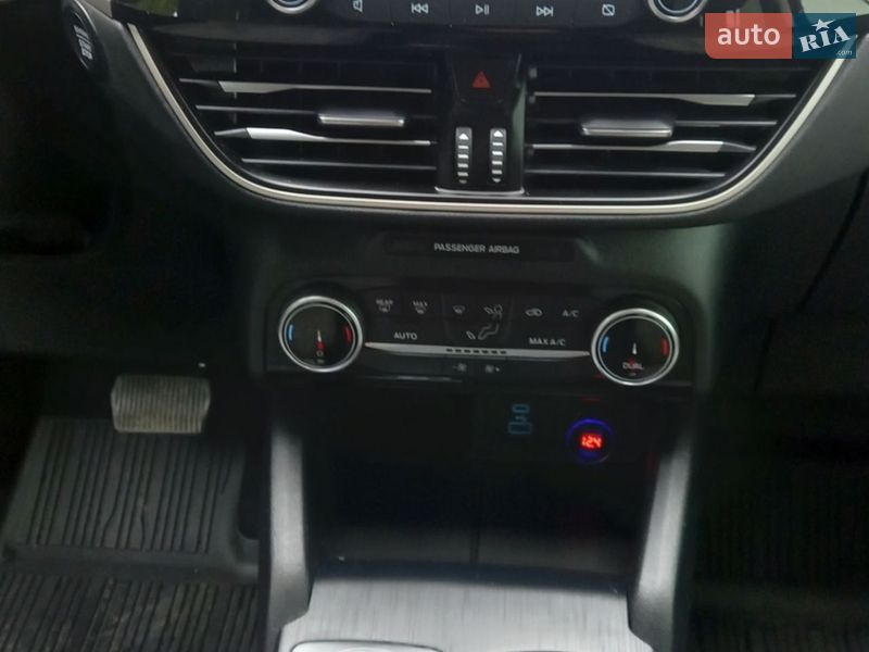 Позашляховик / Кросовер Ford Escape 2022 в Львові