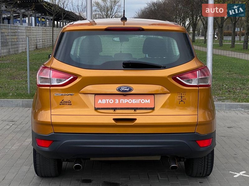 Позашляховик / Кросовер Ford Escape 2016 в Дніпрі