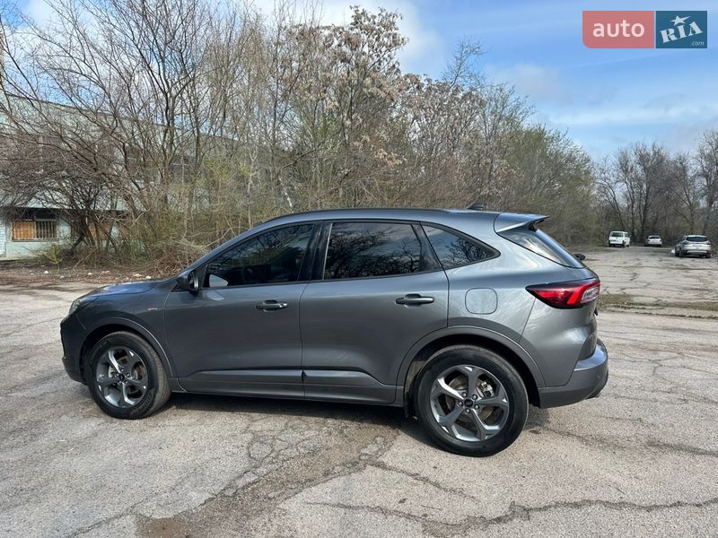 Внедорожник / Кроссовер Ford Escape 2023 в Запорожье