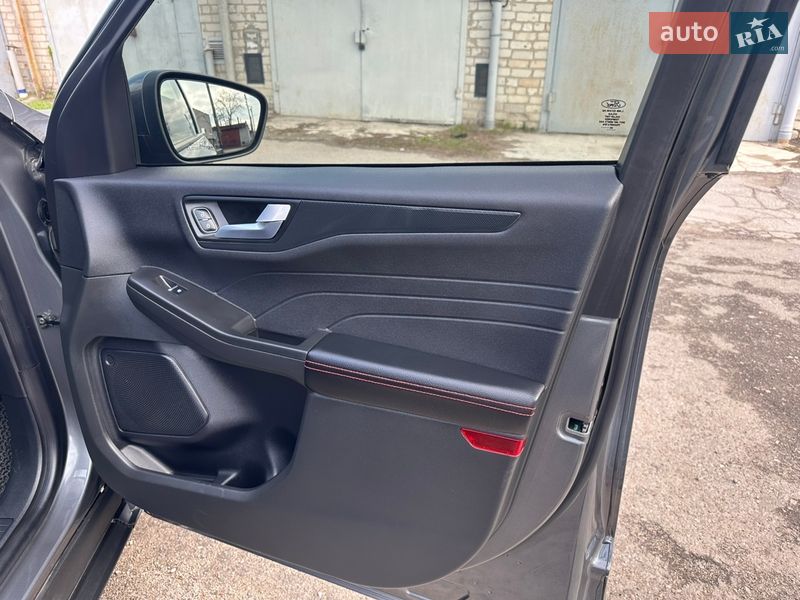 Внедорожник / Кроссовер Ford Escape 2023 в Запорожье