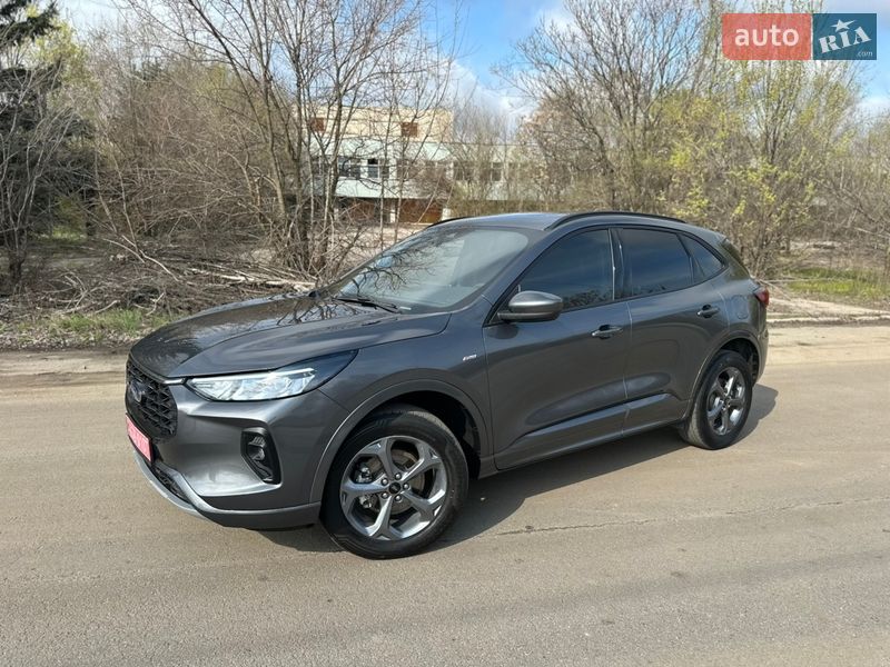 Внедорожник / Кроссовер Ford Escape 2023 в Запорожье